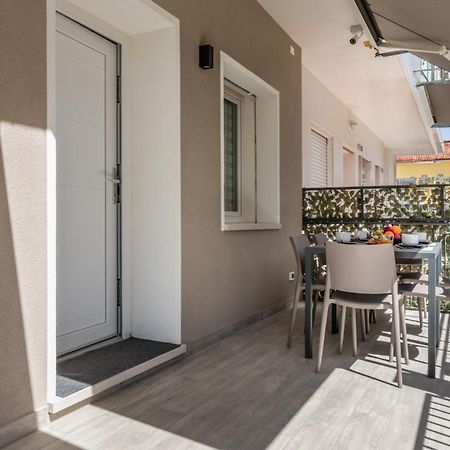 לידו די ג'סולו Gigi House Appartamento Piazza Mazzini 300M Dal Mare מראה חיצוני תמונה