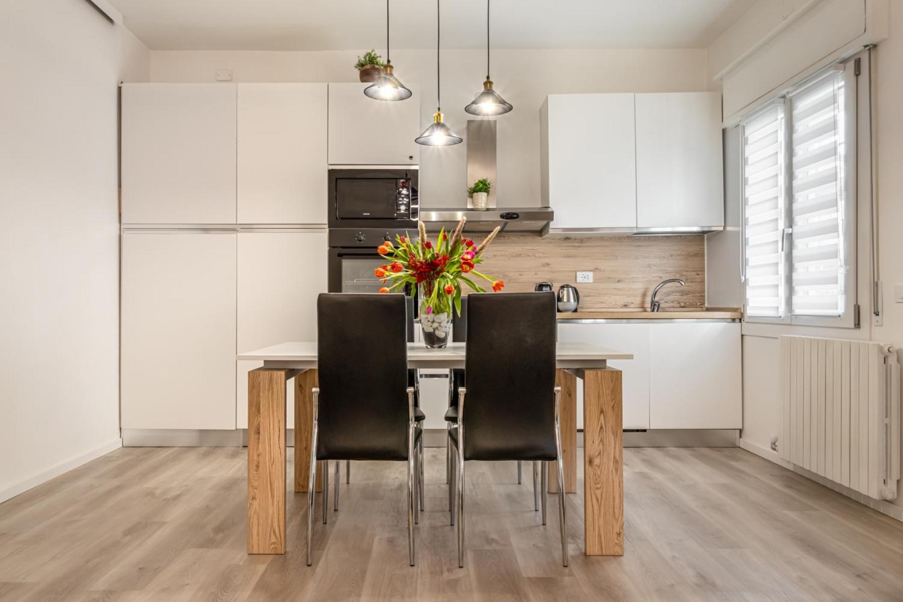 לידו די ג'סולו Gigi House Appartamento Piazza Mazzini 300M Dal Mare מראה חיצוני תמונה