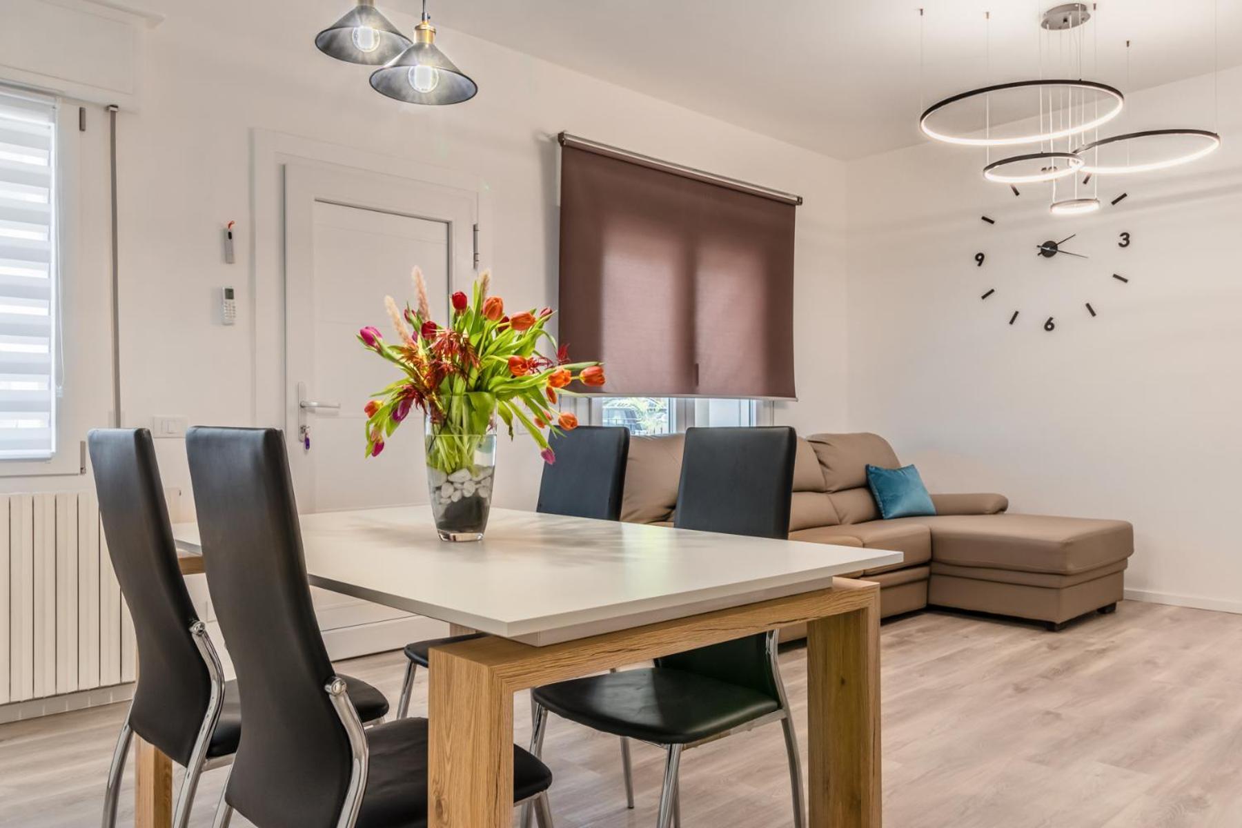 לידו די ג'סולו Gigi House Appartamento Piazza Mazzini 300M Dal Mare מראה חיצוני תמונה
