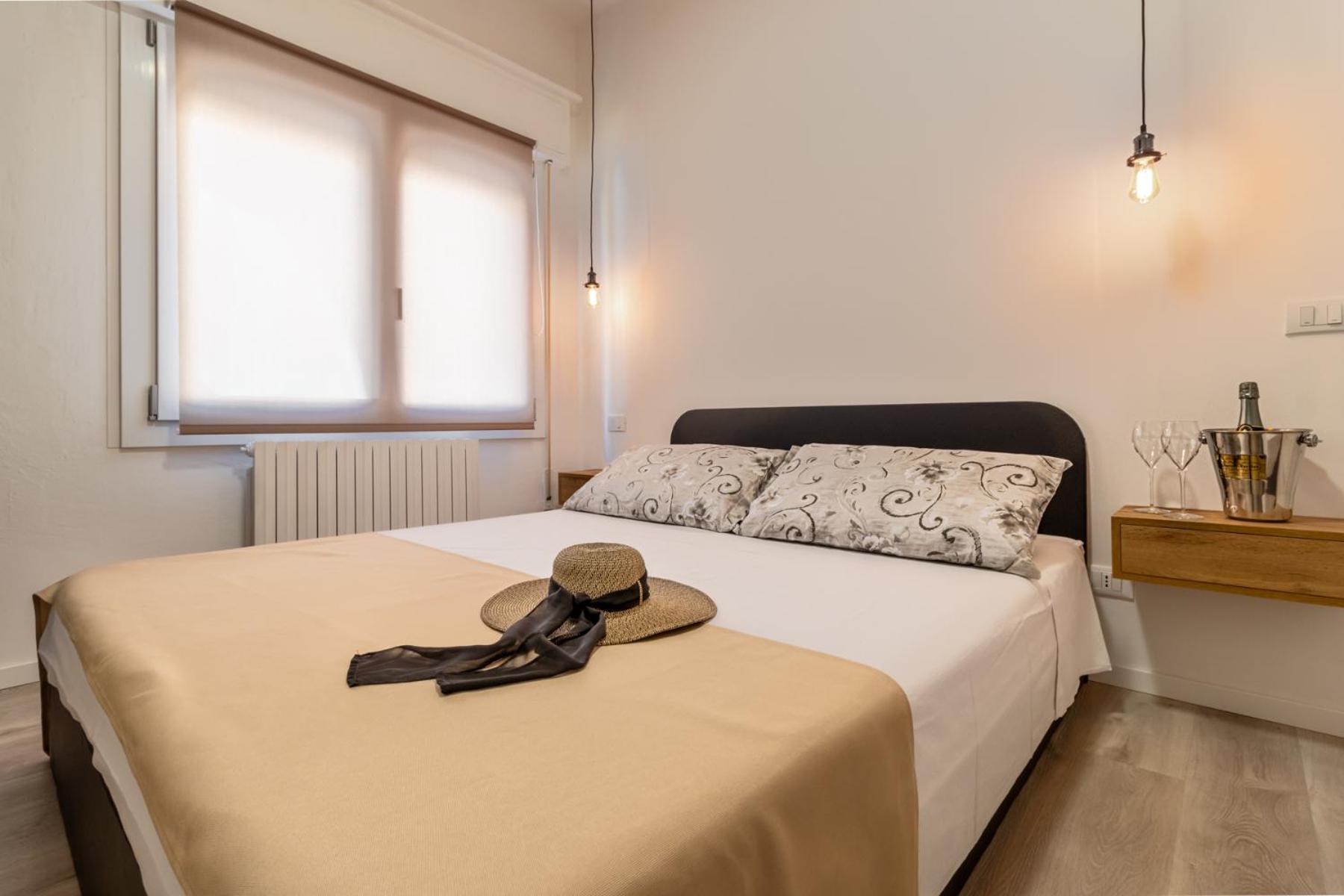 לידו די ג'סולו Gigi House Appartamento Piazza Mazzini 300M Dal Mare מראה חיצוני תמונה